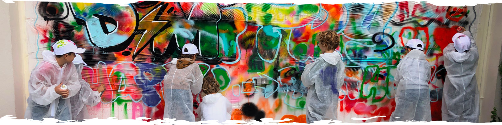 urban art-academy-header-atelier-pochoir-stencil-tshirt